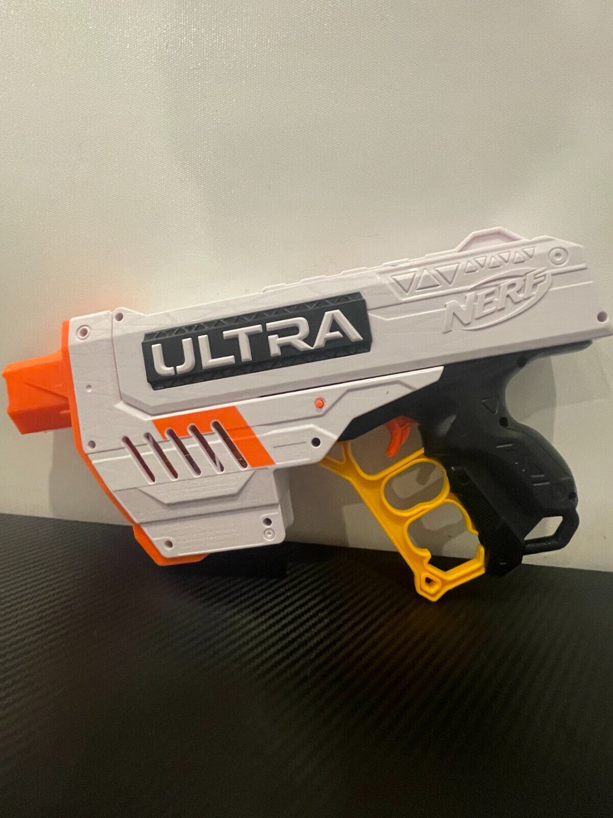 NERF Ultra Five Blaster - 4 Dart Internal Clip VG WORKS - Free Shipping - Very Good