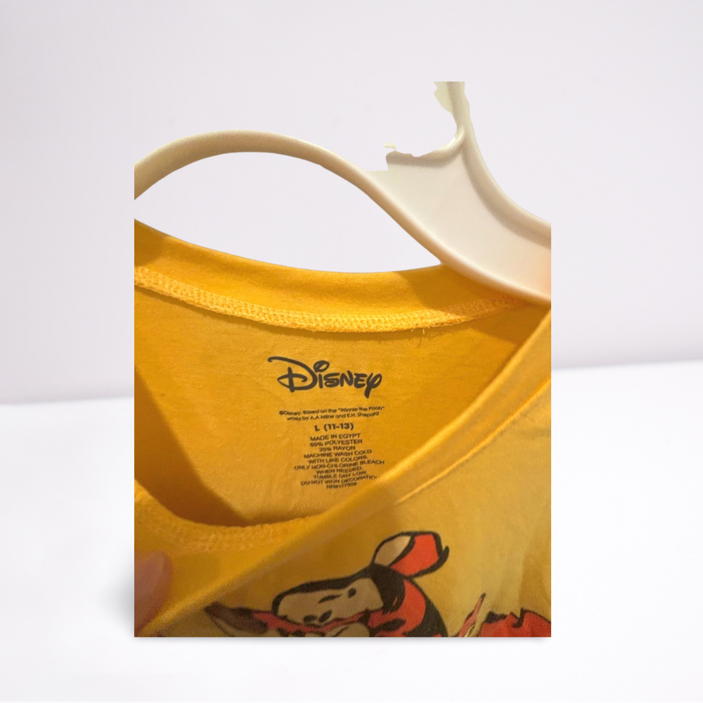 Disney Girls Youth Large Yellow Winnie the Pooh & Tigger Graphic T-Shirt