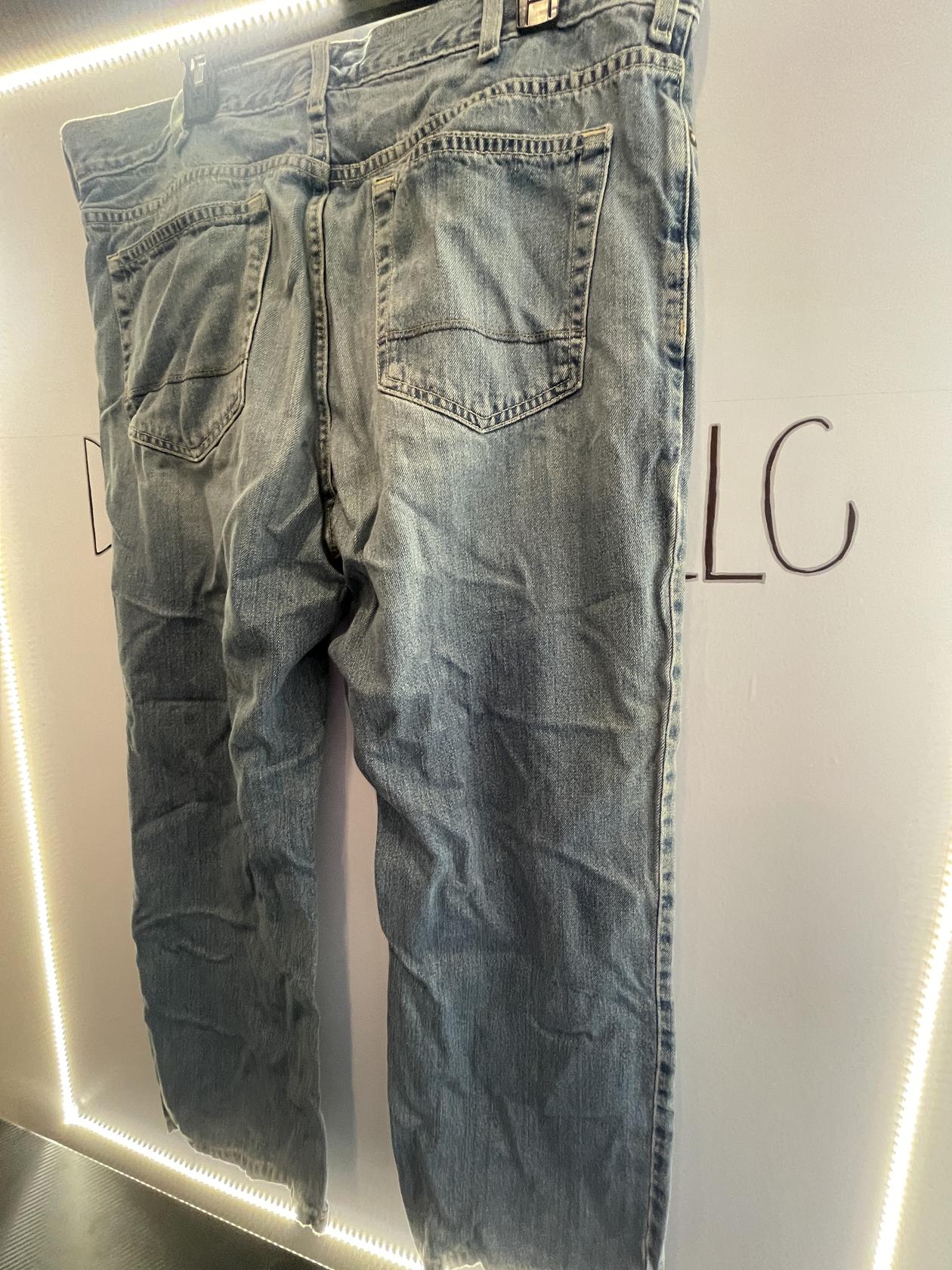 Old Navy Jeans Mens Size 38x30 Loose Straight Leg Blue Denim Causal Medium Wash