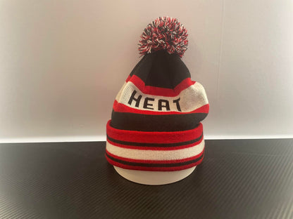 NEW ERA MIAMI HEAT HAT Black Cuffed Pom Beanie - Very Good