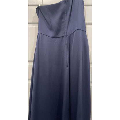 Vestido de dama de honor nupcial de David F2099 Azul oscuro marino Un hombro Talla 6